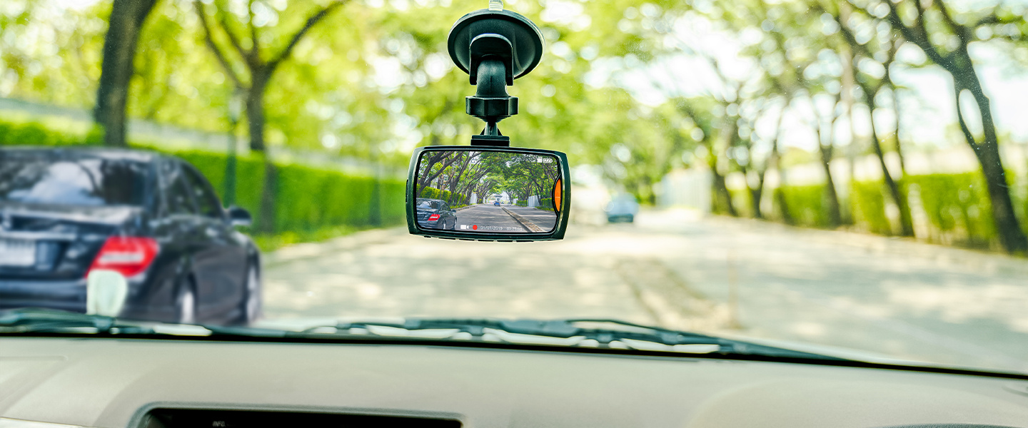 کاربرد دوربین‌های ثبت وقایع خودرو در سفر